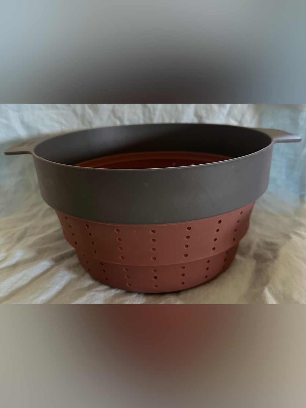 BergHOFF LEO Collapsible Colander Strainer, Steamer Basket - Picture 7 of 8